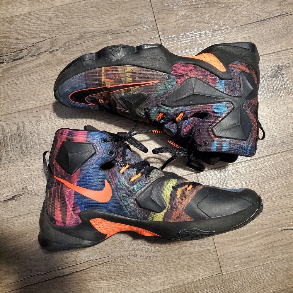 Nike Lebron 13 Akronite